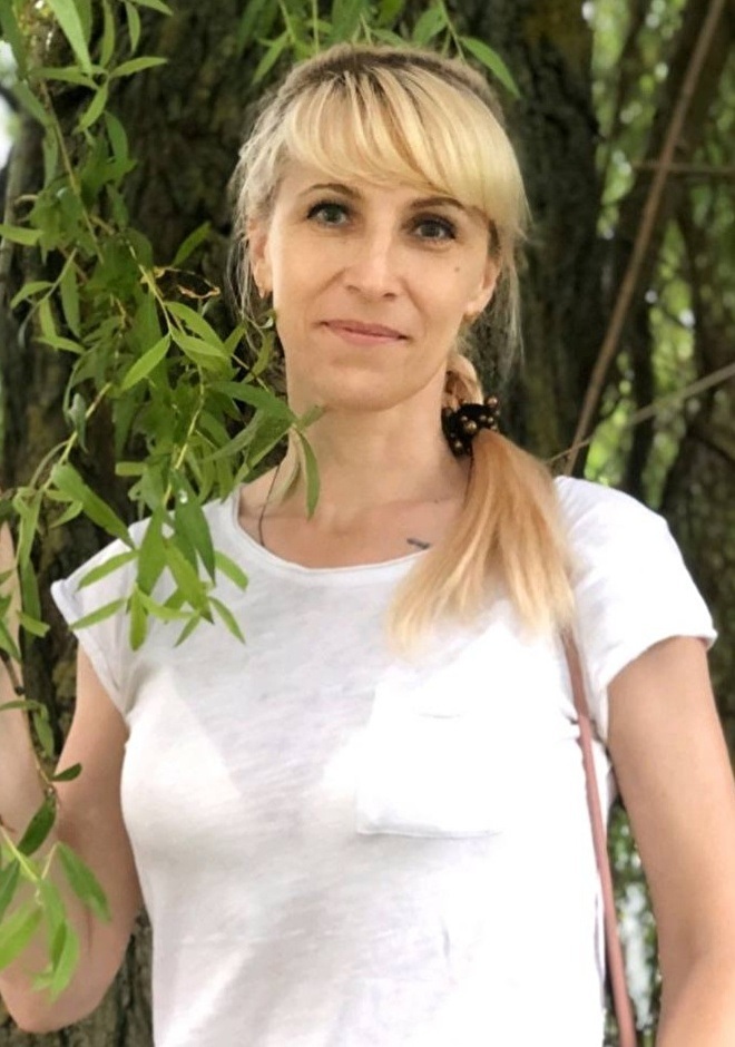 beautiful singles Lyudmila