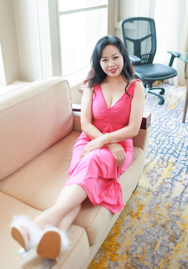 beautiful singles Yan (Yan)