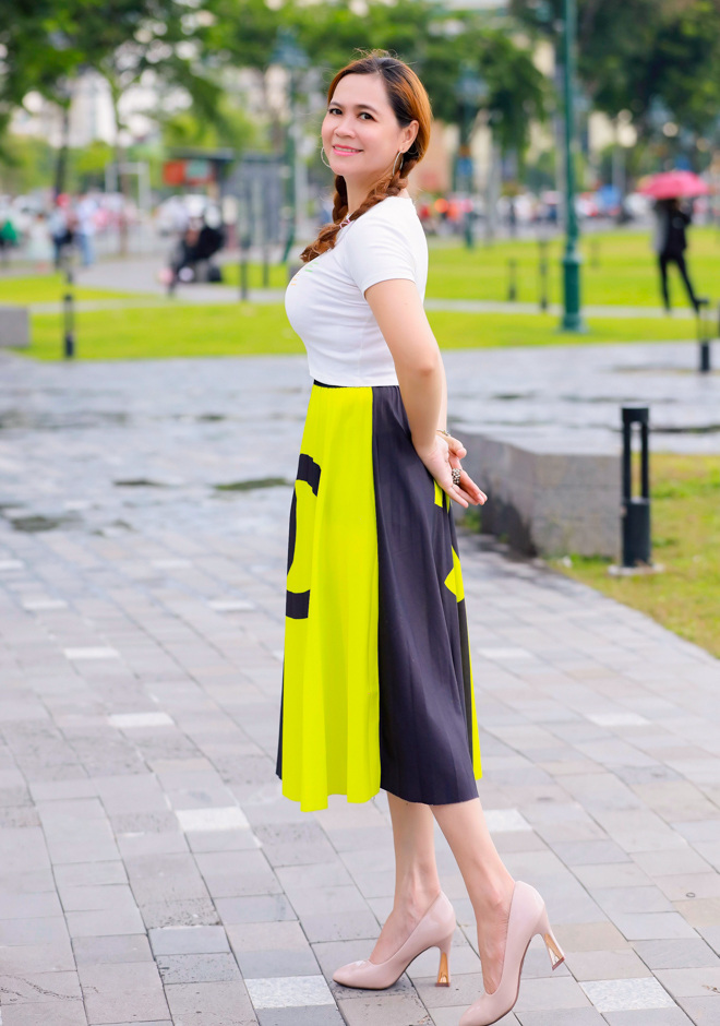 solteiras encantadoras Thi Be Le (Le)