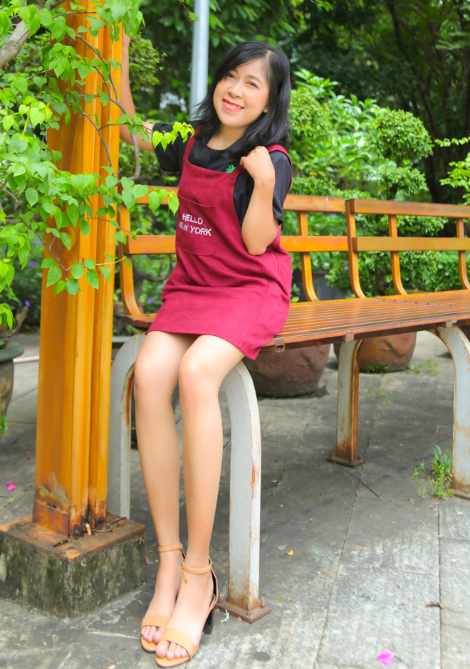 beautiful singles Thi Thao Vi (Vi)