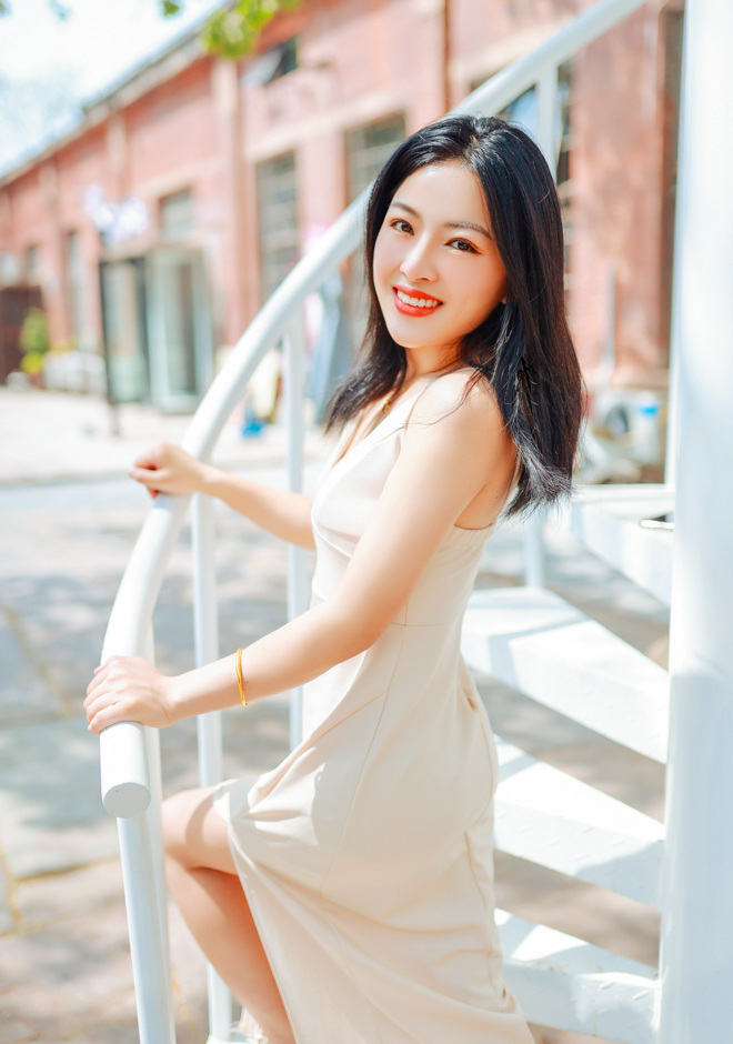 beautiful singles Yan (Yan)