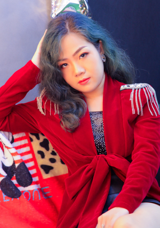 beautiful singles Thai Diem Hang (Hang)