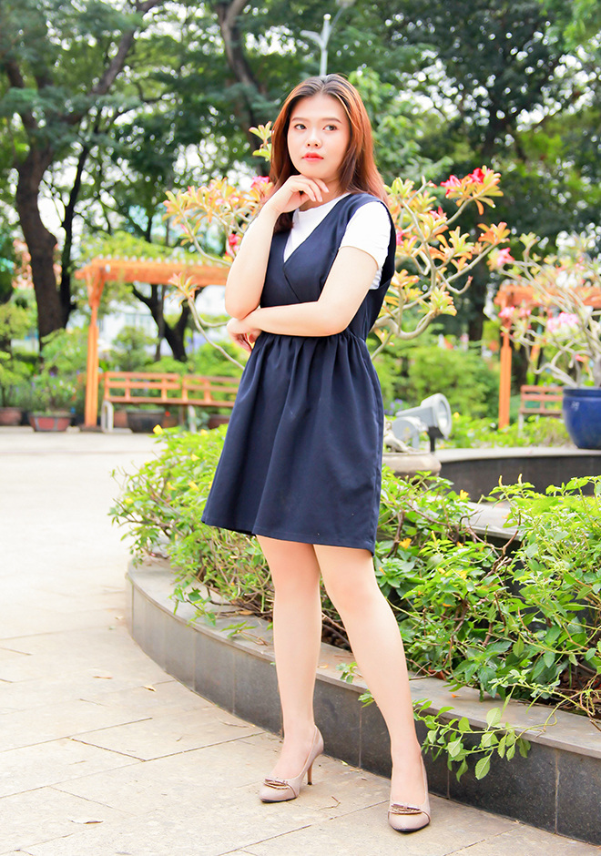 beautiful singles Le Linh Dan (Dan)