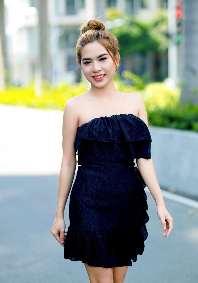 عزاب جميلات Thi Lan Huong (Huong)