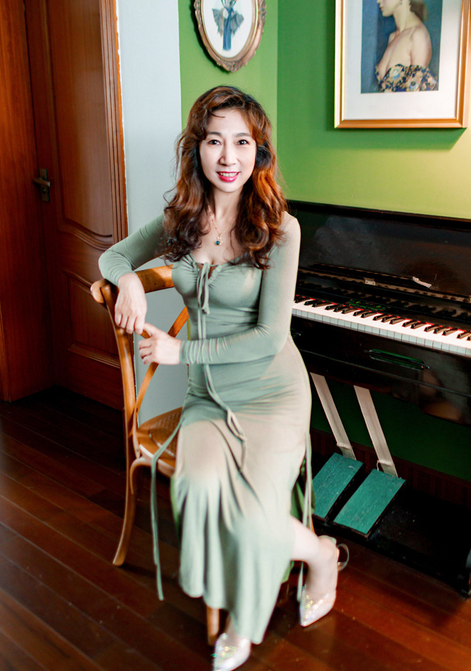 belle fille Xiaoyun (Yun)