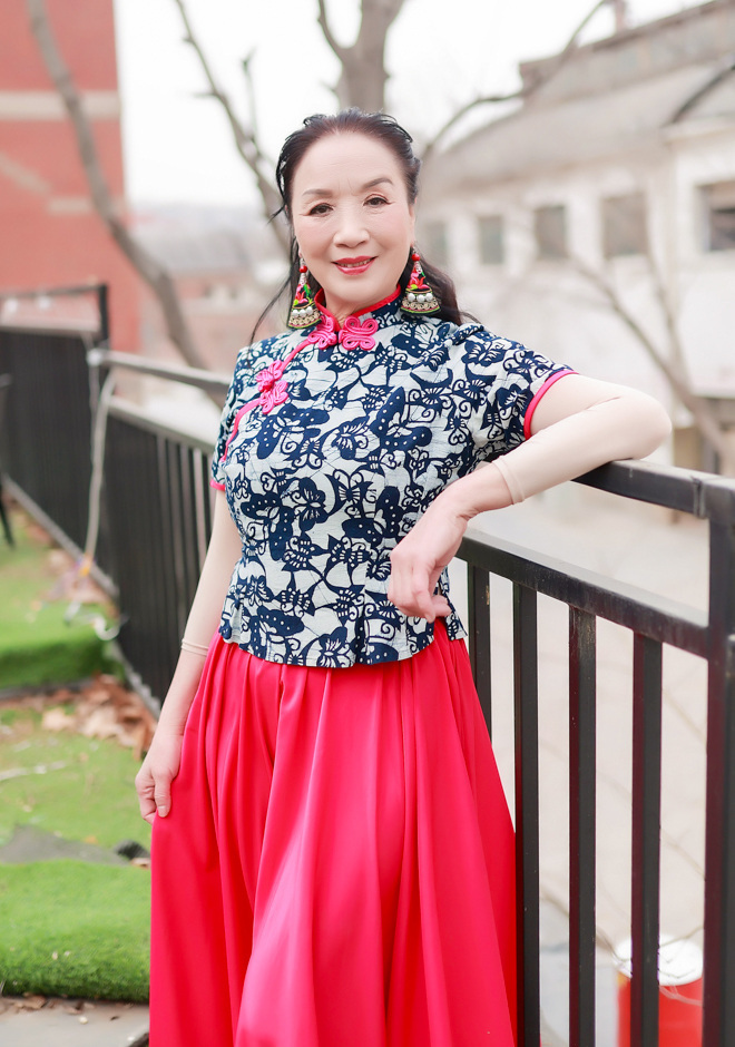 beautiful singles Suling (Ling)