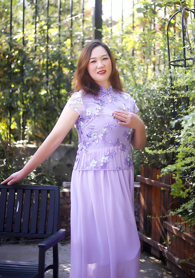 beautiful singles Yuzhen (Zhen)