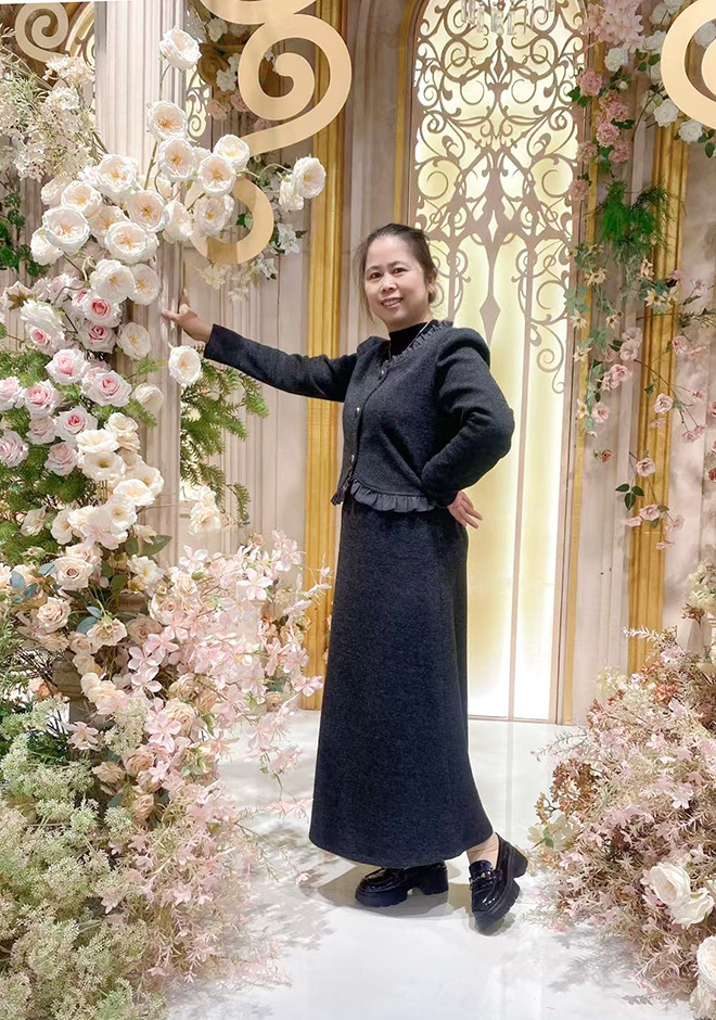 Schöner Single Yi Qing (Aiy)