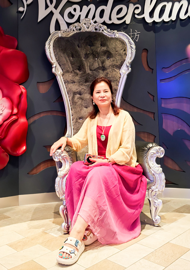 belle fille Hong Wei (Wei Wei)