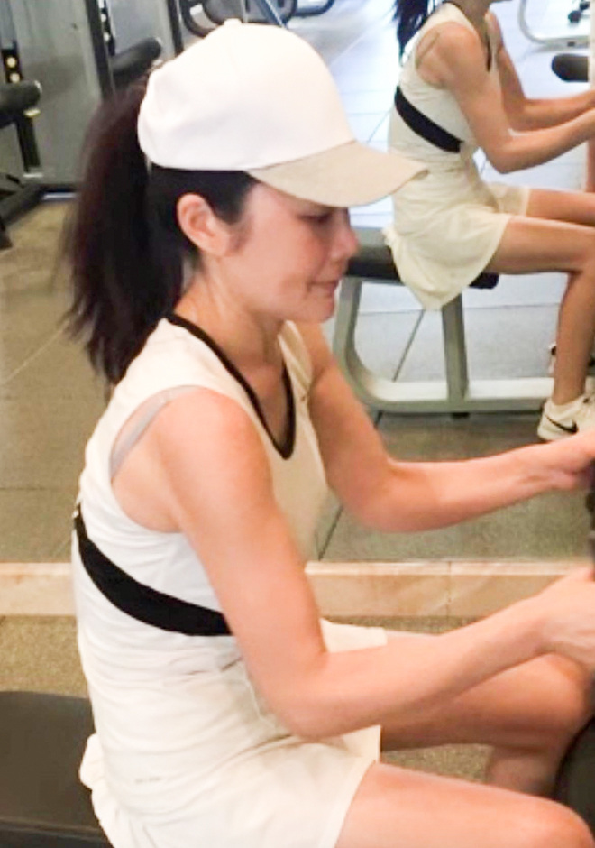 smukke singles Cui Ling (Lucia)