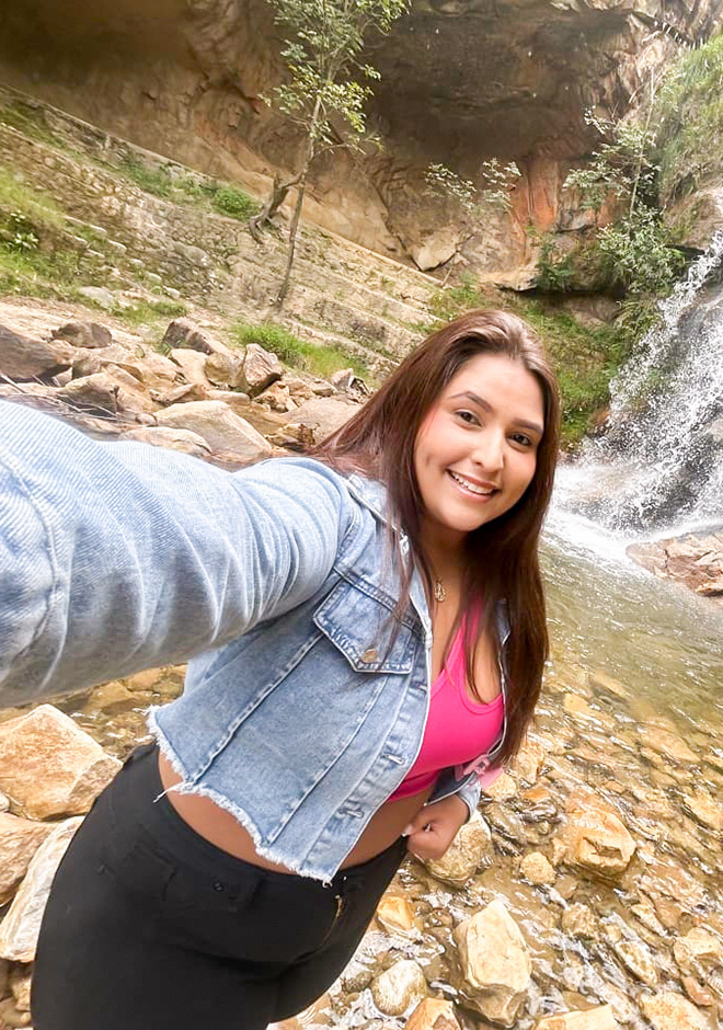 beautiful singles Manuela