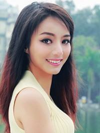 Asian woman Yu from Nanning, China
