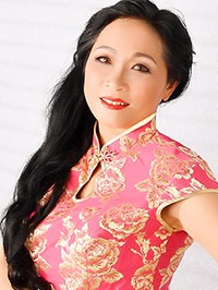Asian woman Chuanbo (Bo) from Shenyang, China
