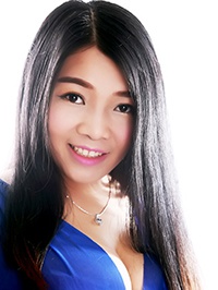 Asian woman Kaiyin from Guangzhou, China