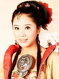 Asian woman Fang from Huabei, China