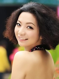 Asian woman Peiming (Peggy) from Shenzhen, China