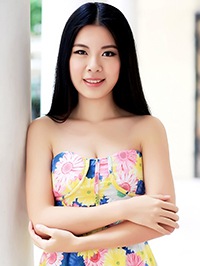 Asian woman Ziqian (Shaly) from Zhuhai, China