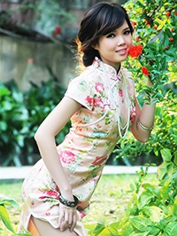 Asian woman LinMei from Dazhou, China