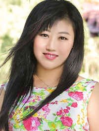 Asian woman Yajuan (Dawn) from Fushun, China