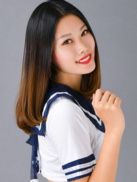 Asian woman Tianru (Lucy) from Shenyang, China