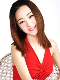 Asian woman Ailin (Doris) from Dandong, China