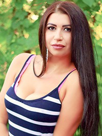 Ukrainian single Oksana from Lugansk, Ukraine