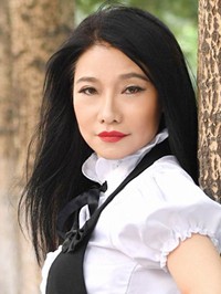 Asian woman Yu from Shenyang, China