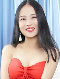 Asian woman Tina from Changsha, China