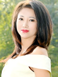 Asian woman ShaSha from Fushun, China