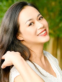 Asian single Yongjuan from Fushun, China