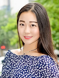 Yahong (Aimee) uit Jindou, China