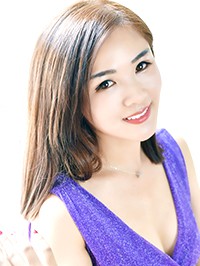 Asian woman Wanni from Shenyang, China
