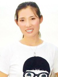 Asian woman Feifei (Erin) from Zhuhai, China