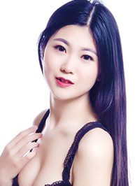 Asian woman Yue from Changsha, China