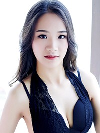 Asian woman Weihong from Changsha, China