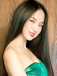 Asian woman Min from Changsha, China