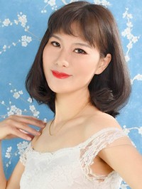 Asian woman Yanshang from Fushun, China
