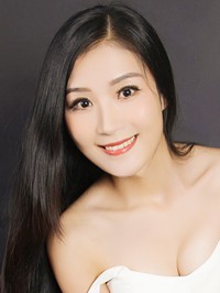 Asian woman Anqi from Changsha, China