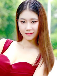 Asian woman Zijie from Changsha, China