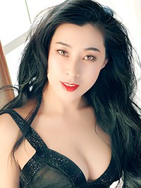 Asian single Chunli from Shenyang, China