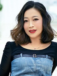 Asian single Ying from Fushun, China