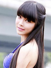 Asian woman Qi (Juliet) from Nanchang, China