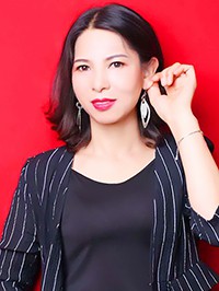 Asian woman Renxiu from Nanning, China