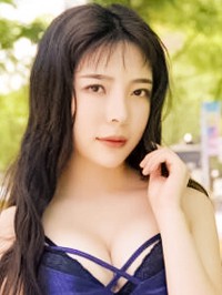 Asian woman Ya from Zhongshan, China