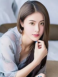 Asian woman Ling from Shenzhen, China