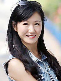 Asian woman Bin from Linzhou, China