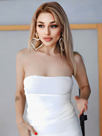 Ukrainian single Evgenia from Nikolaev, Ukraine