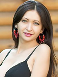 Ukrainian single Alina from Kherson, Ukraine