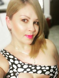 Latin woman Ligia Estrella from Los Angeles, United States