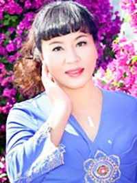 Asian woman Ming from Nanning, China
